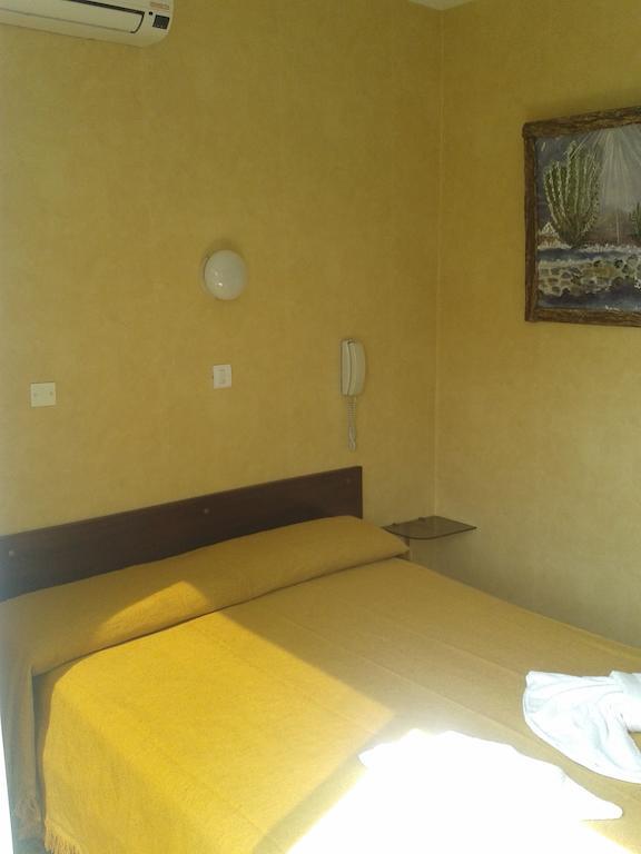 Hotel Mirasol Necochea Rum bild
