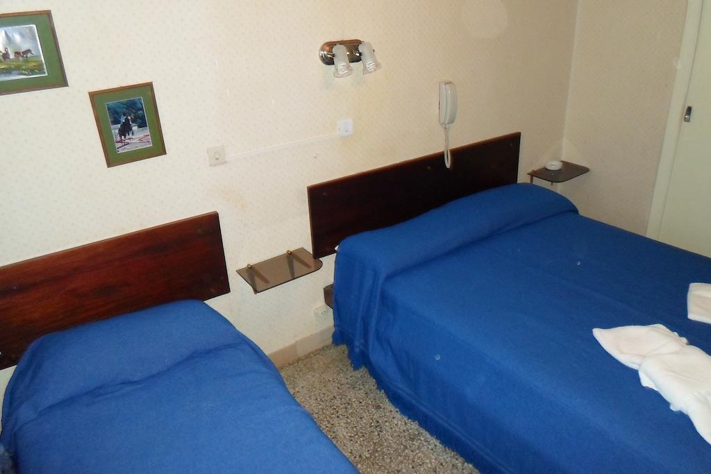 Hotel Mirasol Necochea Rum bild